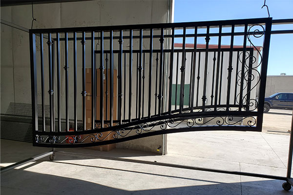 Pool Fencing by Smith Powder Coating in color black